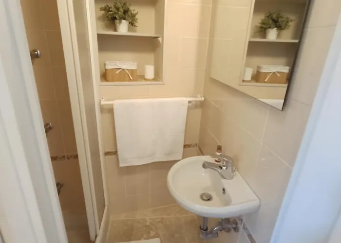 Apartment Sejour Authentique Avec Vue A Menton